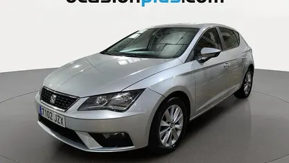 Usado Seat Leon Style 110 CV (80 kW) 2017 Gris Utilitario