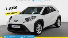 Usado 2022 Toyota Aygo Play Utilitario | 14.590 € (Precio justo)