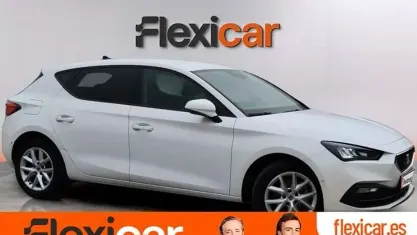 Usado Seat Leon Style 116 CV (85 kW) 2024 Blanco Utilitario