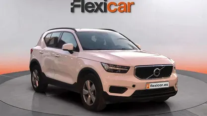 Usado Volvo XC40 Inscription 129 CV (94 kW) 2022 Blanco SUV