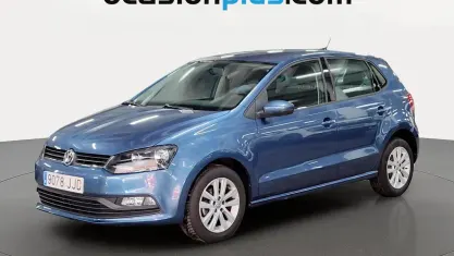 Käytetty VW Polo 75 HP (55 kW) 2015 Viistoperä