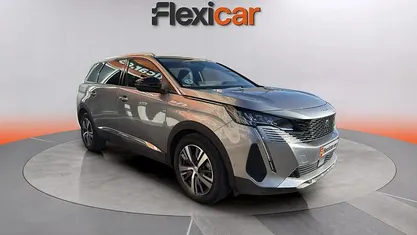 Usado Peugeot 5008 Allure 131 CV (96 kW) 2022 SUV