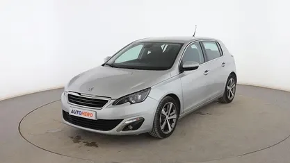 Usado Peugeot 308 Allure 120 CV (88 kW) 2017 Utilitario