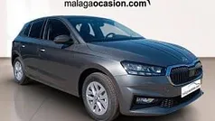 Gris Nuevo 2025 Skoda Fabia Selection Berlina | 17.690 € (Precio justo)