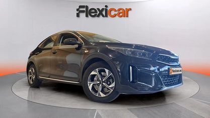 Usado Kia XCeed 160 HP (117 kW) 2023 Preto SUV
