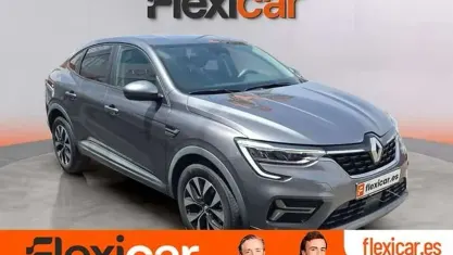 Usado Renault Arkana Evolution 140 CV (102 kW) 2023 Gris SUV