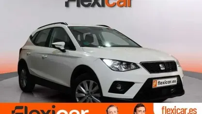 Usado Seat Arona Style 110 CV (80 kW) 2021 Blanco SUV
