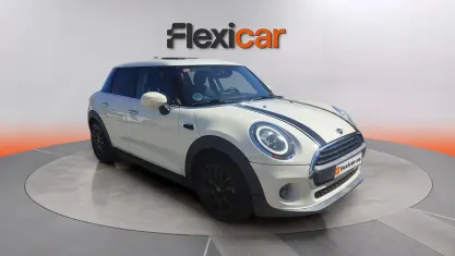 Usado Mini ONE 102 CV (75 kW) 2019 Beige Utilitario