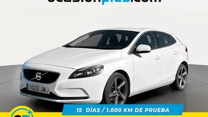 Usado 2016 Volvo V40 Momentum Utilitario | 11.990 € (Precio justo)