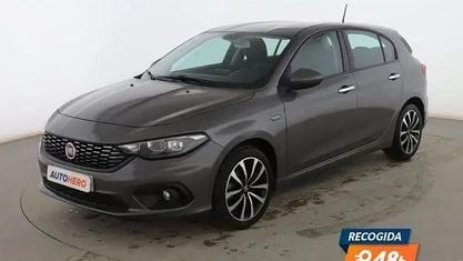 Usado Fiat Tipo Lounge 120 CV (88 kW) 2019 Gris Berlina