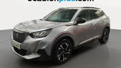 Usado Peugeot 2008 Allure 101 CV (74 kW) 2023 Gris SUV
