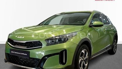 Usado Kia XCeed 100 CV (73 kW) 2024 Verde SUV