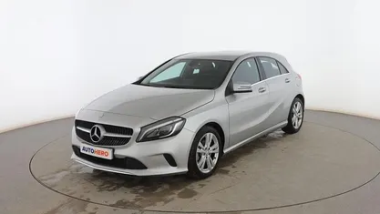 Gris Usado 2017 Mercedes A180 Urban Utilitario | 17.499 € (Precio justo)