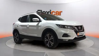 Usado Nissan Qashqai Acenta 140 CV (102 kW) 2021 Blanco SUV