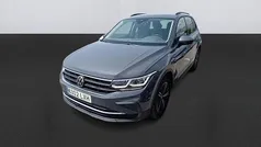 Gris Usado 2022 VW Tiguan Life SUV | 25.800 € (Buen precio)