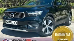 Negro Usado 2021 Volvo XC40 Momentum SUV | 29.500 € (Precio justo)