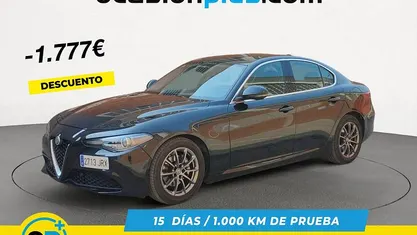 Negro Usado 2016 Alfa Romeo Giulia Berlina | 17.213 € (Precio justo)