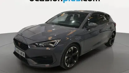 Usado Cupra Leon 190 CV (139 kW) 2023 Gris SUV