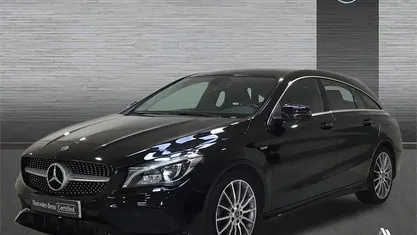 Usado Mercedes CLA200 Shooting Brake 156 CV (114 kW) 2019 Negro Familiar