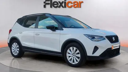 Blanco Usado 2023 Seat Arona Style SUV | 18.290 € (Precio justo)