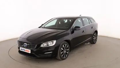 Usado Volvo V60 Momentum 150 CV (110 kW) 2017 Negro Familiar