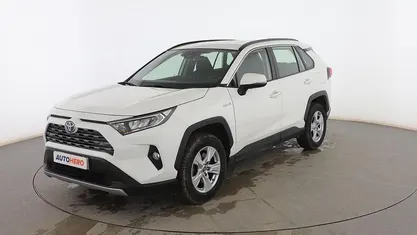 Blanco Usado 2021 Toyota RAV4 Hybrid Business Edition SUV | 27.799 € (Buen precio)