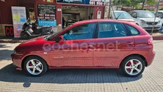 Granate Usado 2004 Seat Ibiza Reference Berlina | 3500 € (Precio justo)