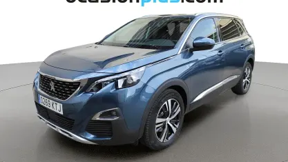 Usado Peugeot 5008 Allure 131 CV (96 kW) 2019 Azul SUV