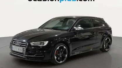 Usado Audi A3 Comfort 300 CV (220 kW) 2015 Negro Utilitario