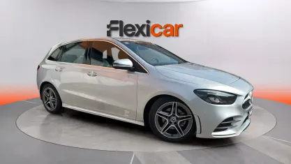Usado Mercedes B200 150 CV (110 kW) 2019 Gris Utilitario