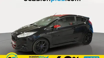 Usado Ford Fiesta 140 CV (102 kW) 2015 Negro Utilitario