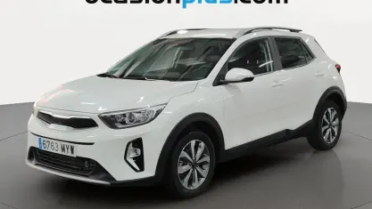 Usado Kia Stonic 101 CV (74 kW) 2025 Blanco SUV