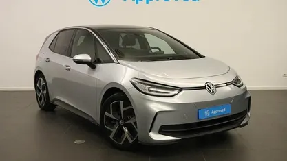 Usado VW ID.5 Pro 150 kW (204 CV) 2023 Gris SUV