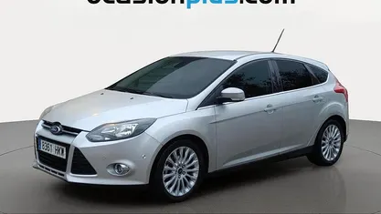 Gris plata Usado 2012 Ford Focus Titanium Utilitario | 7990 € (Precio justo)