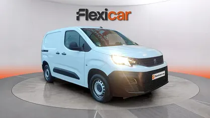 Usado Peugeot Partner S 102 CV (75 kW) 2021 Blanco Monovolumen