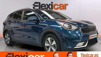 Usado Kia Niro 141 CV (103 kW) 2017 Azul SUV