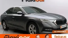Gris / plata Usado 2022 Skoda Octavia Ambition Berlina | 19.490 € (Precio justo)