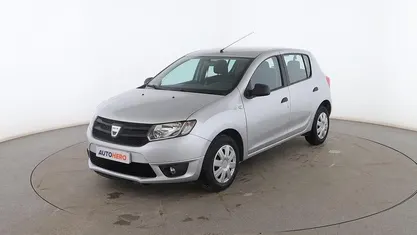 Gris Usado 2016 Dacia Sandero Utilitario | 8299 € (Precio justo)