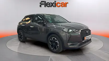 Usado DS Automobiles DS3 Crossback So Chic 110 CV (80 kW) 2021 Gris SUV