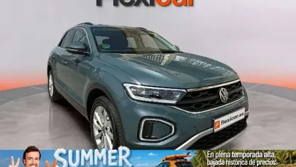 Usado VW T-Roc Life 150 CV (110 kW) 2024 Azul SUV