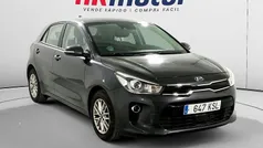 Gris Usado 2018 Kia Rio Berlina | 11.390 € (Buen precio)