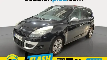 Usado Renault Scénic III 95 CV (69 kW) 2011 Negro Monovolumen