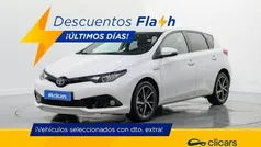 Blanco Usado 2018 Toyota Auris Hybrid Edition Berlina | 14.790 € (Precio justo)