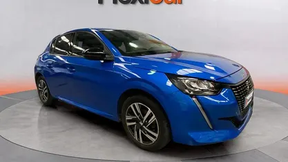 Usado 2022 Peugeot 208 Allure Utilitario | 9490 € (Buen precio)