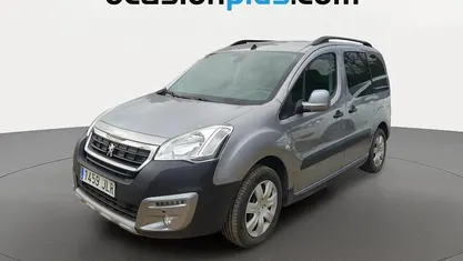 Usado Peugeot Partner Tepee Outdoor 100 CV (73 kW) 2016 Gris Monovolumen