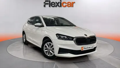 Usado Skoda Fabia Style 110 CV (80 kW) 2022 Utilitario