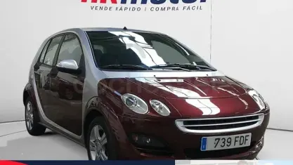 Usado Smart ForFour Passion 75 CV (55 kW) 2006 Granate Utilitario