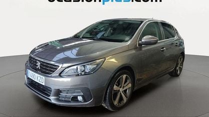 Usado Peugeot 308 Allure 131 HP (96 kW) 2019 Cinzento Citadino