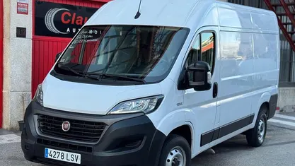 Usado Fiat Ducato 136 CV (100 kW) 2021 Blanco Van