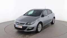 Gris Usado 2015 Opel Astra Selective Utilitario | 8999 € (Precio justo)